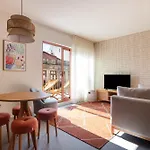 Trendy & Charming • Center Διαμέρισμα *
