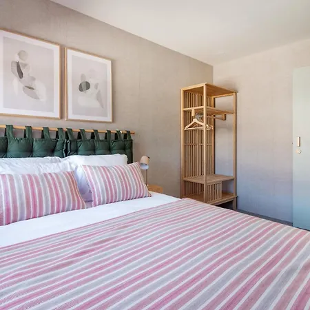 Trendy & Charming • Center Apartment *